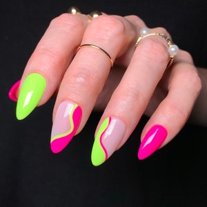 CALLIE Reusable Press On Nails • Neon Pink and Green Abstract Nails