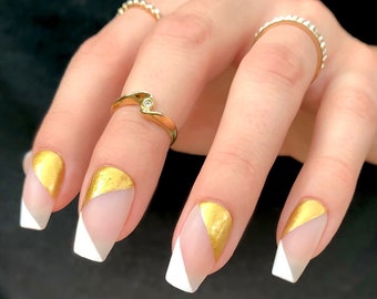 HOLLY Reusable Press On Nails • White and Gold Nails • Matte and Shiny Nails