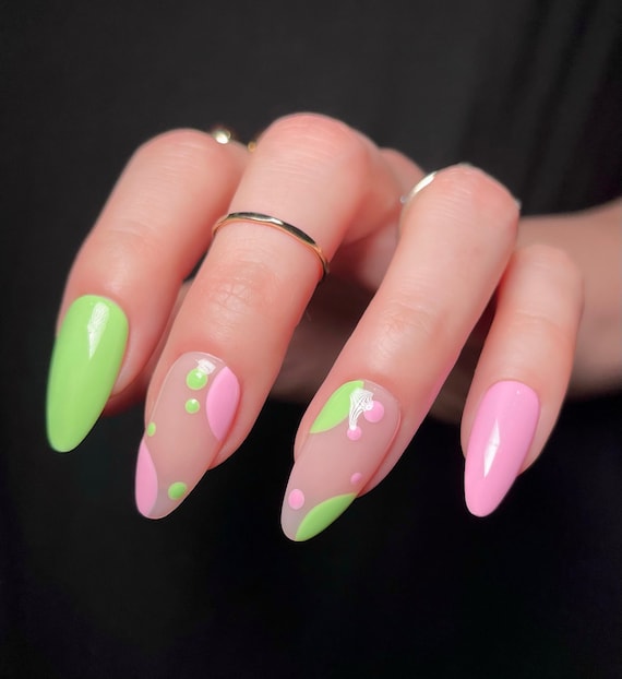 BRIELLE Reusable Press on Nails  Pink and Green Abstract Nails - Etsy