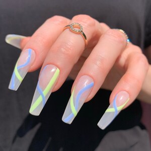 ARIA Reusable Press On Nails • Abstract Neon Yellow & Periwinkle Swirl Nails