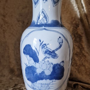 Wazon ceramiczny w kolorze niebieskim i białym w stylu vintage z motywem zimorodka, wystrój domu w stylu vintage, wazon z porcelany, prezent