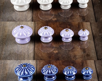 Porcelain furniture knob | Daisy shape | Handle incl. screw | Many colors | Furniture knob | Matte | Glossy | Light colors | White, yellow, green