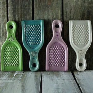 Ceramic garlic grater | Ginger grater | Ceramic nutmeg grater | Yellow | Black | Lavender | Olive | Green | Blue | Mint | Dove grey