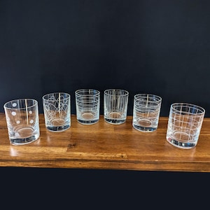 6 large shot glasses 60 ml | 6 different timeless motifs | Shot glasses set with engravings | engraved glasses