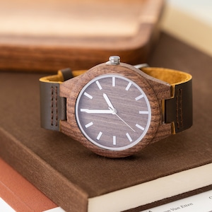 Engraved Wood Watch & Gift Box, Mens Watch, Wedding Gift for Groom Dad Groomsmen, 1st Anniversary Gift, Brother or Son Birthday
