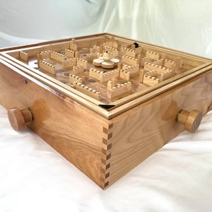 labyrinth game