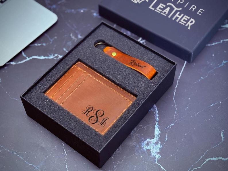Personalized Slim Wallet, Fathers Day Gift, Minimalist Leather Card holder image 16