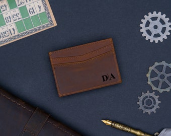 Billetera de cuero personalizada delgada, soporte de tarjeta de cuero de diseño de monograma personalizado, billetera de diseño minimalista, regalo para él, regalo para novios.
