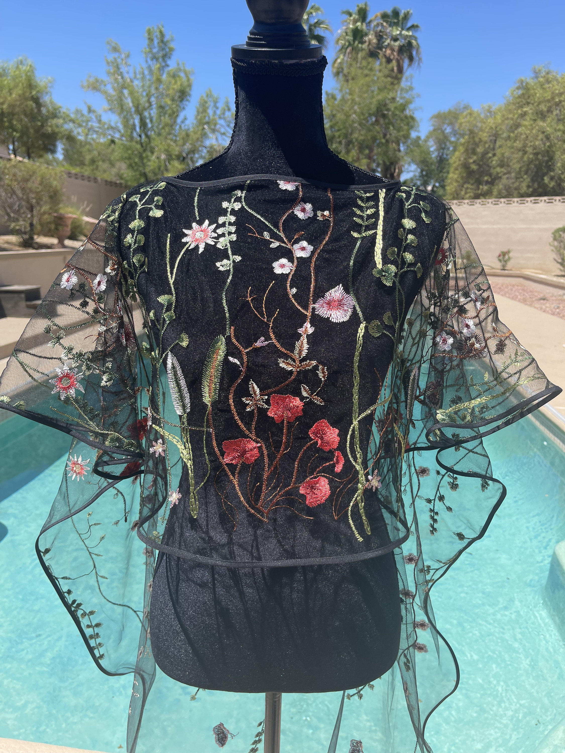 Designer Wedding Capelet Elegant Cape Cover up Embroidered Tulle Floral