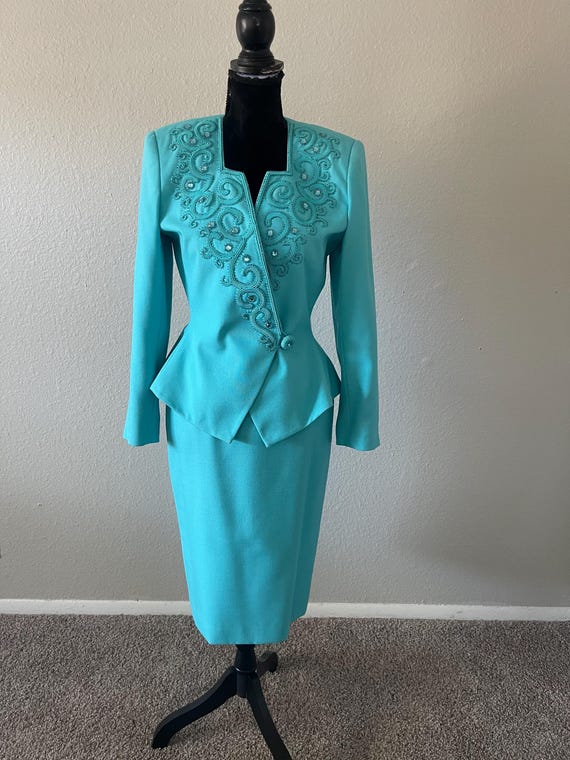 nolan miller blue beaded dress Nolan Miller's royal blue gown for Eva Gabor