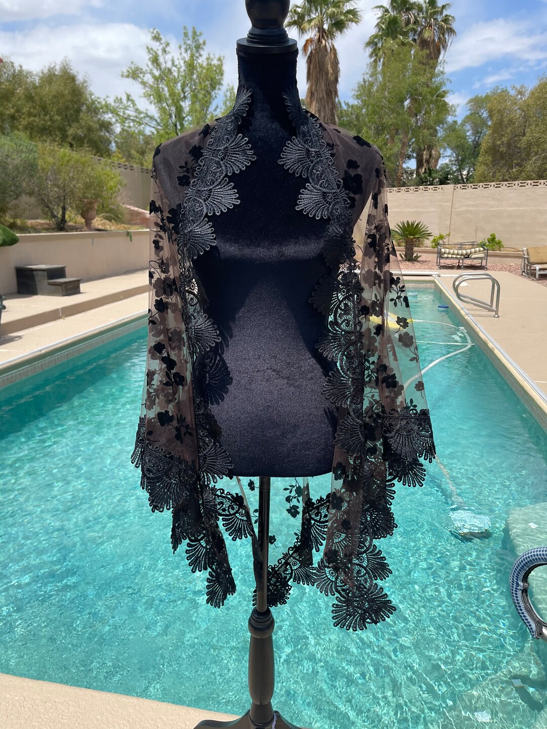 womens shawl cape