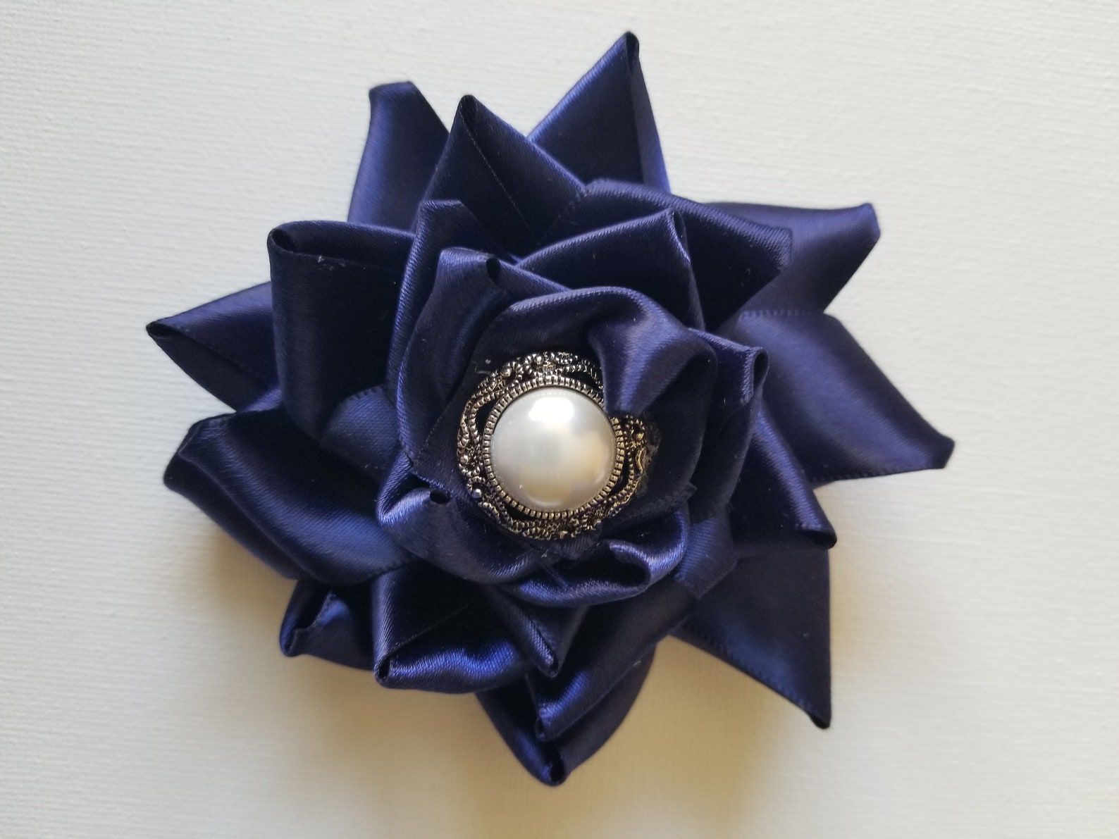 Handmade Flower brooch Etsy