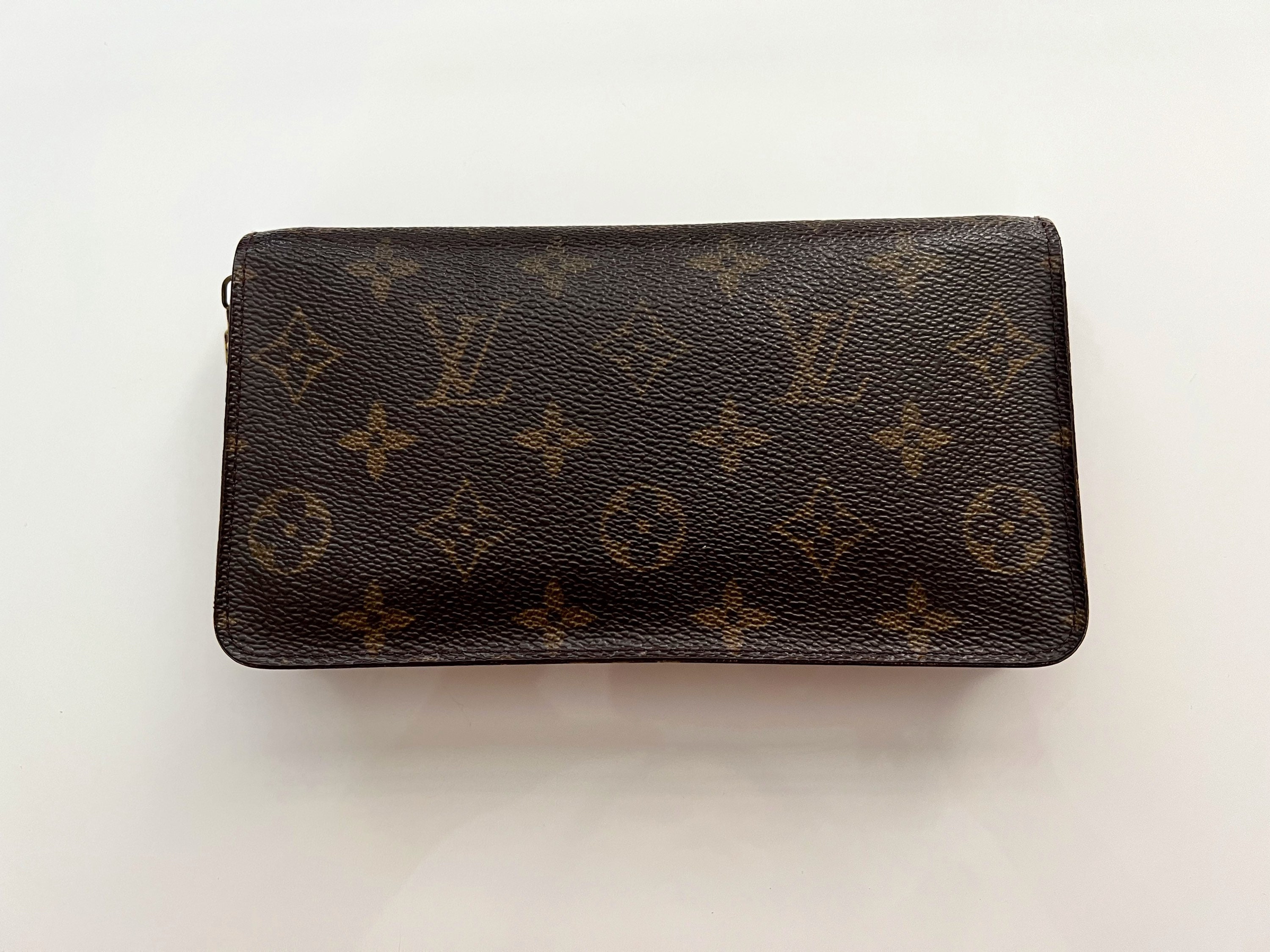 Vintage Louis Vuitton Wallets and Small Accessories - 706 For Sale