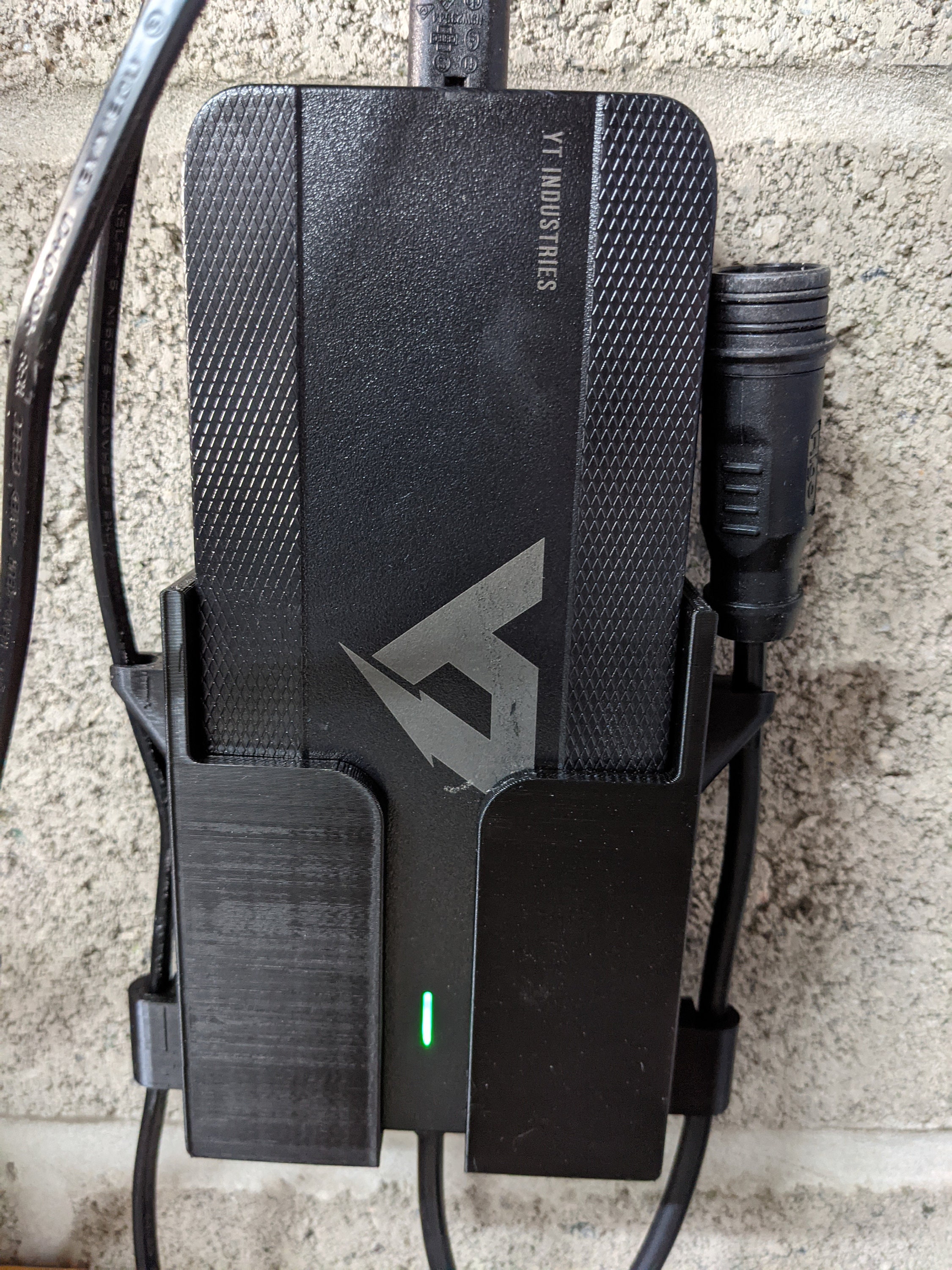 YT Decoy EMTB Power brick / battery charger wall bracket 3d Etsy