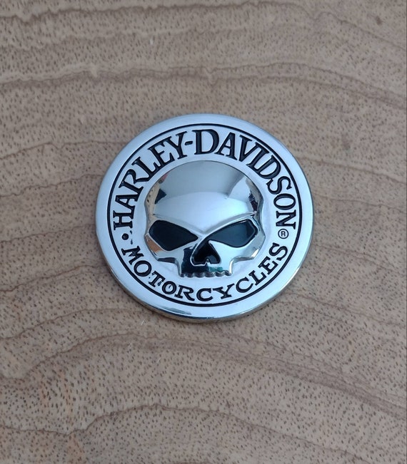 Harley Davidson 3D Willie G Skull Emblem Badge Fuel Gas Tank
