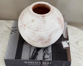 白いテクスチャーの花瓶 - Etsy 日本