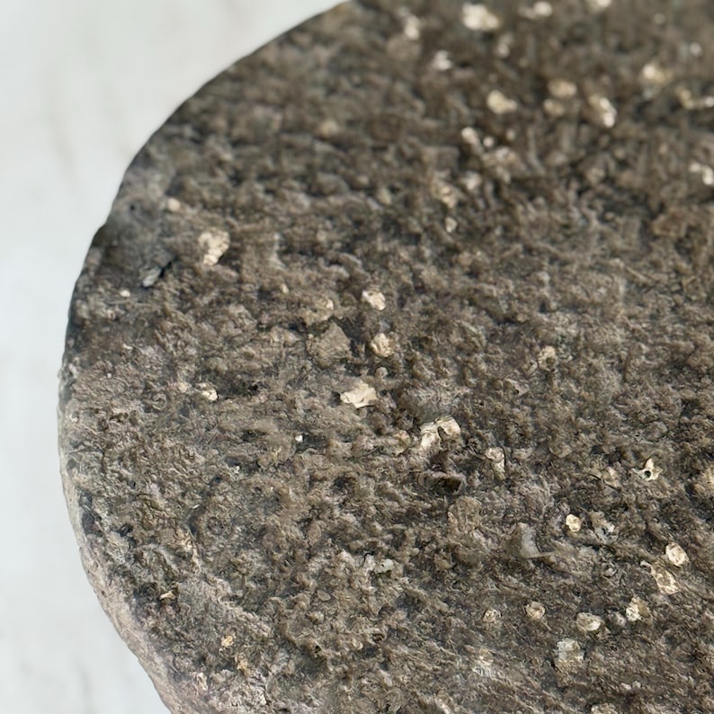 Chapati Round Riser Stone - Etsy
