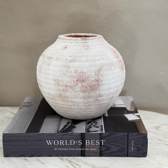 白いテクスチャーの花瓶 - Etsy 日本