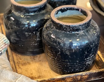 Small Indonesia glaze black vase