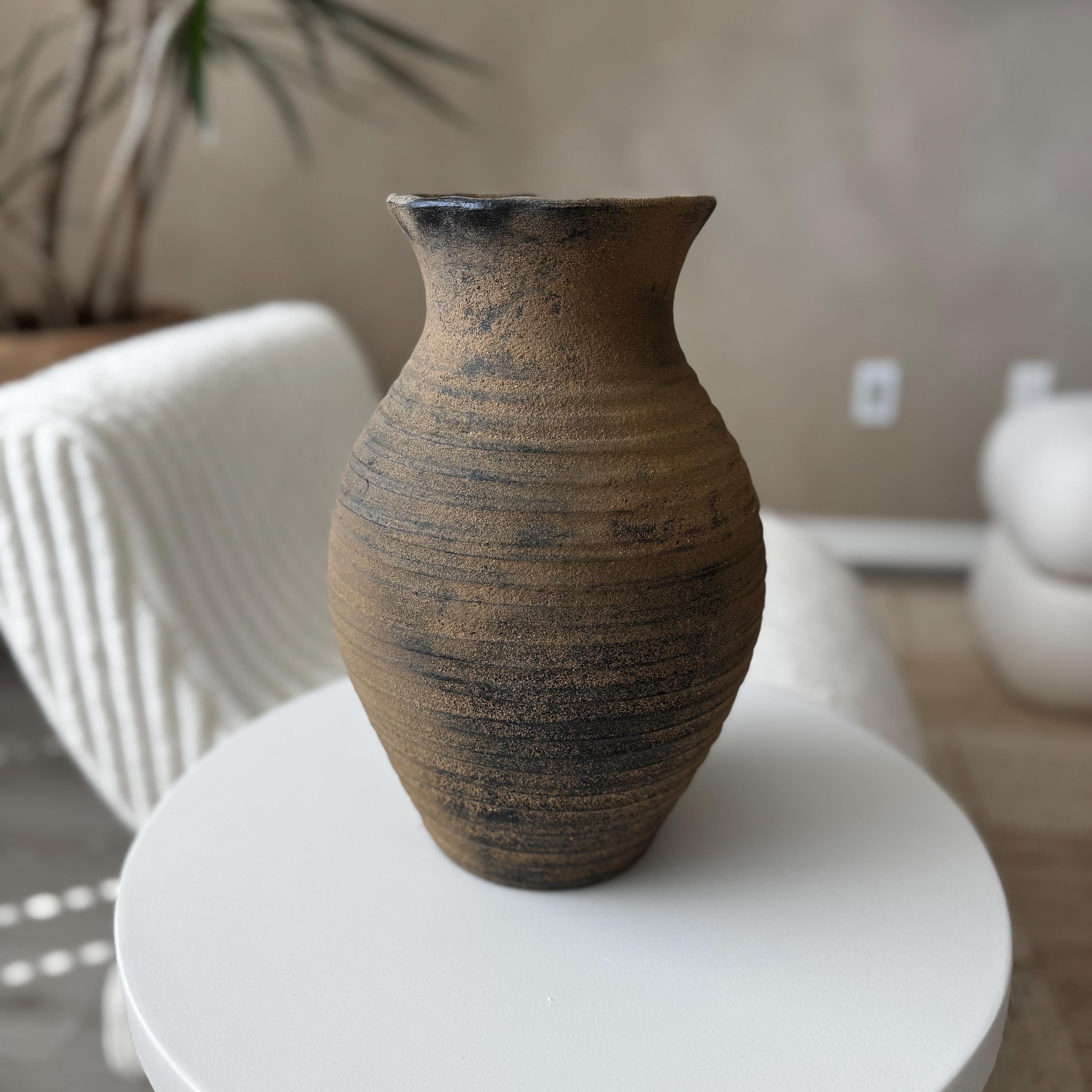 ブラウンテクスチャセラミック花瓶 - Etsy 日本