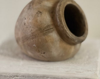 Brown Side Vessel