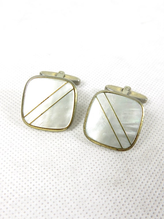 Paire De Boutons En Nacre Vintage - Années 60 - Blanc - Très Bon état Occasion