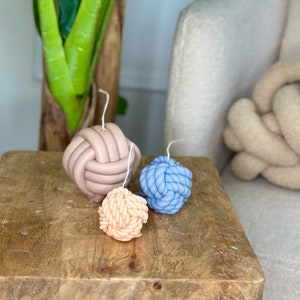 Świeca Knot | Świeca sojowa zapachowa Rope Yarn | Dekoracyjny element oświadczenia | Wystrój domu | Pomysł na prezent