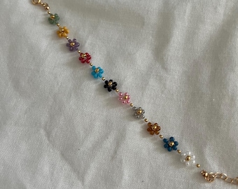 Pulseira floral inspirada em Taylor | Eras | Versão 2 | delicada | aço inoxidável em dourado e prateado | personalizável | lilacflowersshop
