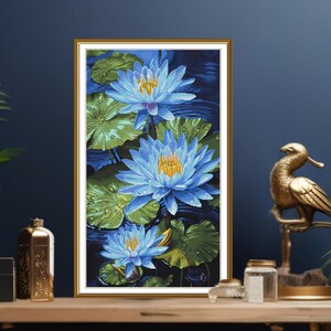 Kit punto croce Blue Lotus • Grande motivo di ricamo floreale