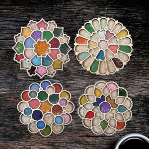 Wooden Bead Embroidery Organizer: Plywood Accessory Box with Clear Lid