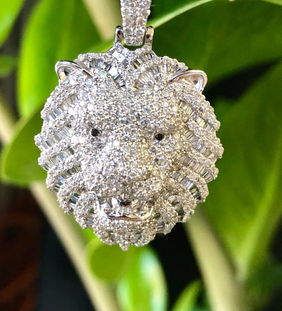 10KT White Gold Diamond Lion Head Pendant