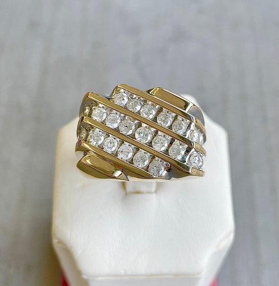 10k Two Tone Chunky Diamond Ring