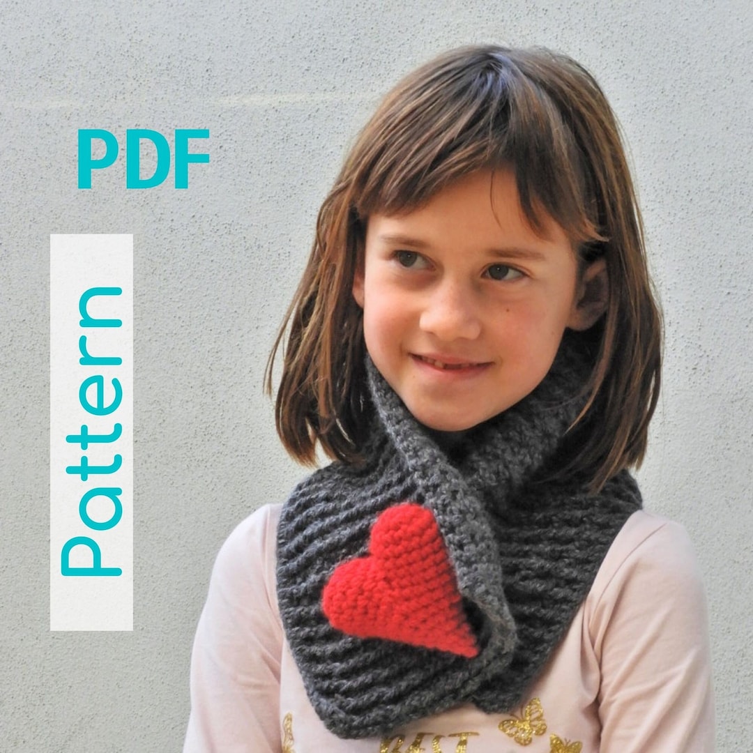 Crochet Pattern Scarf, Wool Scarf, Snood Scarf, Valentines Gift, Neck