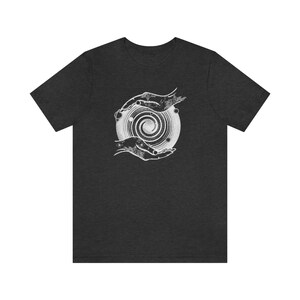 Universe In Hands Tshirt Bild 10