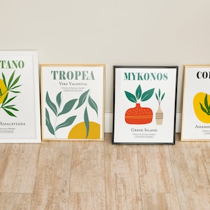 4 Carteles impresos SET con populares ciudades italianas, griegas y francesas: Positano y Tropea (Italia) / Córcega (Francia) / Mykonos (Grecia)