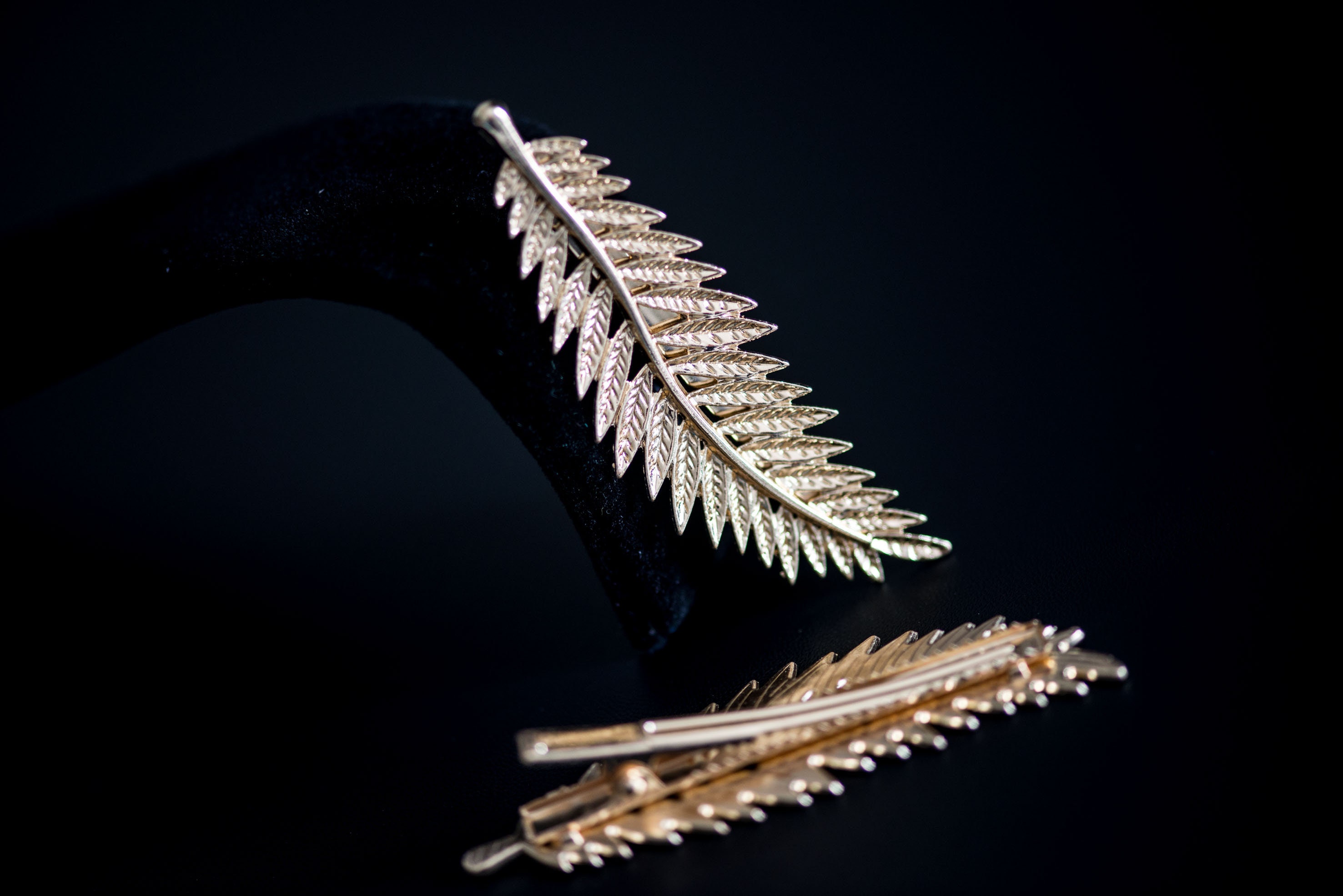 2 Gold or Silver Leaf Hair Clips – Set of 2 Women