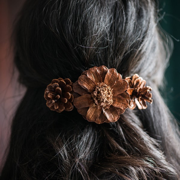 Barrette à cheveux pommes de pin, création artisanale, bijou original, barrette à cheveux, fait main, cadeau pour elle, bijou nature