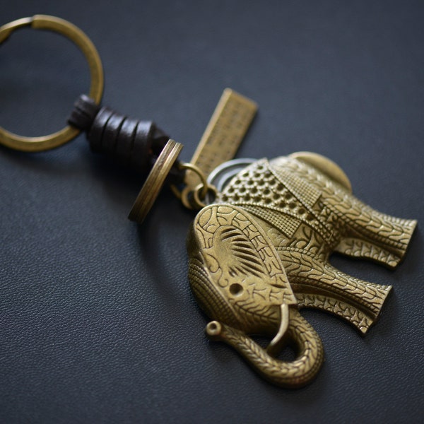 Porte clés éléphant, porte clés à breloques, éléphant, accessoire de sac à main couleur bronze antique, cadeau d'anniversaire, animal
