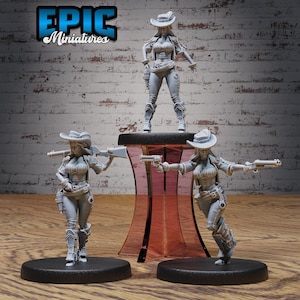 Fantasy Wild West Female Gunslinger - Epic Miniatures | Dungeons & Dragons | Pathfinder | Tabletop