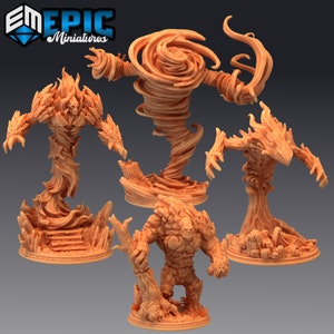 Puede incluir: Cuatro figuras en miniatura que representan los elementos: fuego, viento, tierra y agua. Cada figura está hecha de plástico marrón claro y se coloca sobre una base circular.