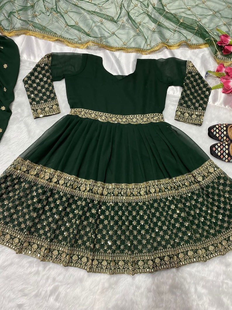 Green Color Punjabi Dhoti Salwar Kameez With Embroidery Work, Ready To Wear Stitched Salwar Suit, Indian Wedding Mehendi Wear Suit For Women image 5