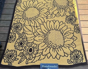 Motivo a mosaico sovrapposto "Innamorarsi di fiori" all'uncinetto