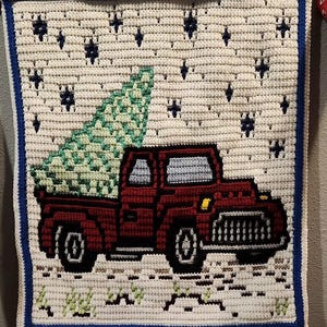 Holiday Delivery Overlay Mosaic Crochet Wall Hanging Pattern