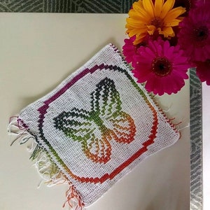 Bountiful Butterflies Overlay Mosaic Crochet Pillows Pattern