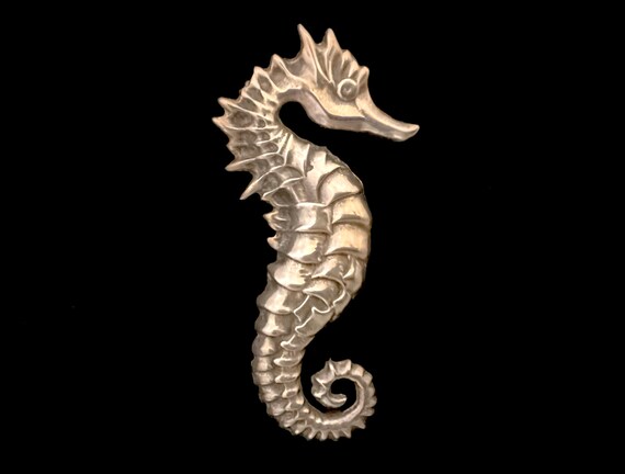 Sterling Seahorse Pin
