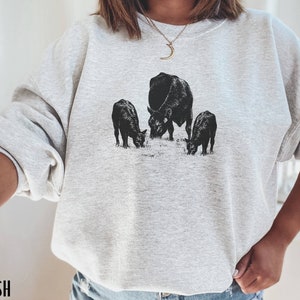 Cow Sweatshirt, Cow Sweater, Western Crewneck, Animal Sweatshirt, Cows, Animal Lover Gift, Farm Girl Shirt, Graphic Crewneck, Cow Shirt