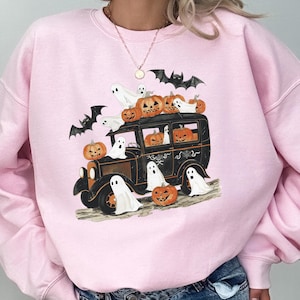 Retro Halloween Ghost Sweatshirt, Ghost Crewneck, Vintage Halloween, Pumpkin Sweatshirt, Halloween Crewneck, Ghost Sweater, Jack O Lantern