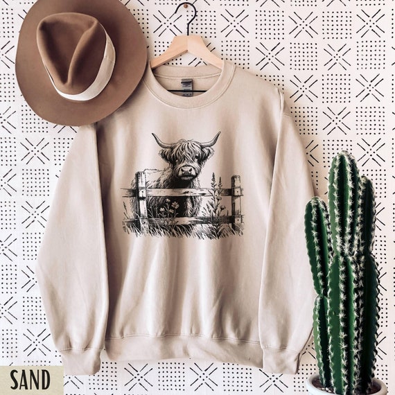 Highland Cow Sweatshirt, Cow Sweatshirt, Highland Cow Gifts, Western Sweatshirt, Highland Cow Sweater, Cow Crewneck, Shaggy Cow Shirt