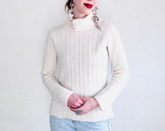 90s Vintage Angora Sweater, Size Small, White Turtleneck Fuzzy Fluffy Mohair Cableknit Long Sleeve Pullover Striped Textured Sweater