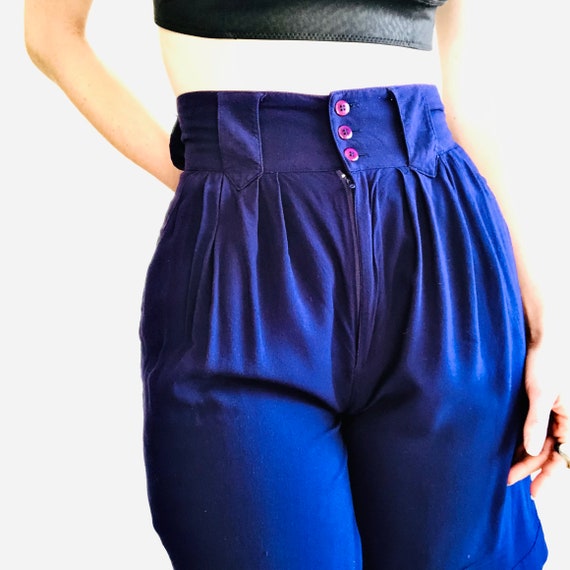 80s Vintage Pleated Shorts, Size Small, Purple Hi… - image 4